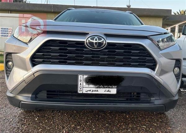 Toyota for sale in Iraq